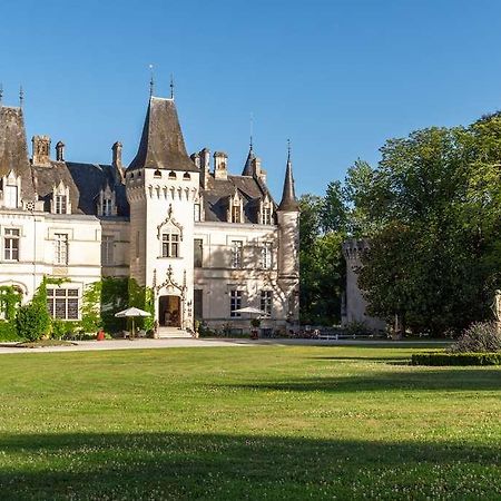 Ogchateau De Nieuil Buitenkant foto